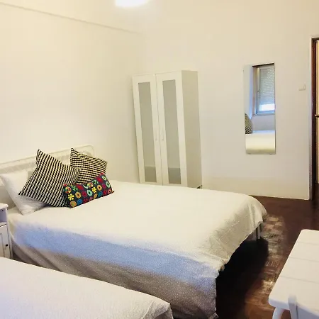 Reikilisbon Lovers Oda ve Kahvaltı