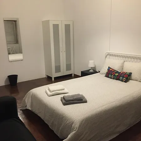 Reikilisbon Lovers Bed & Breakfast *